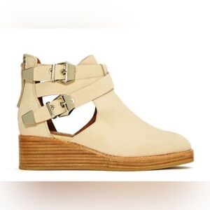 JEFFREY CAMPBELL Ibiza Ankle Wedge Booty 9.5 Beige Leather Nubuck Silver Buckle